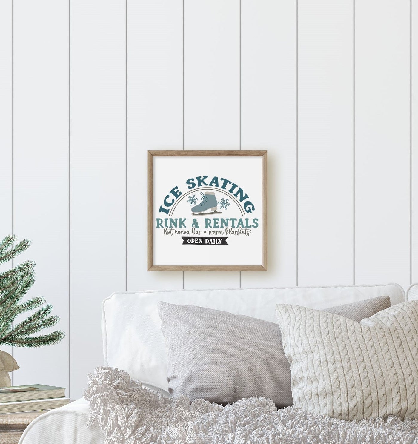 WHITE FARMHOUSE WINTER BDJ